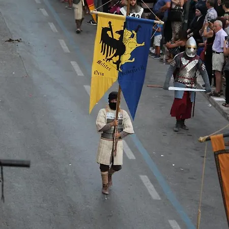 Casa Arcobaleno דירה אוריה